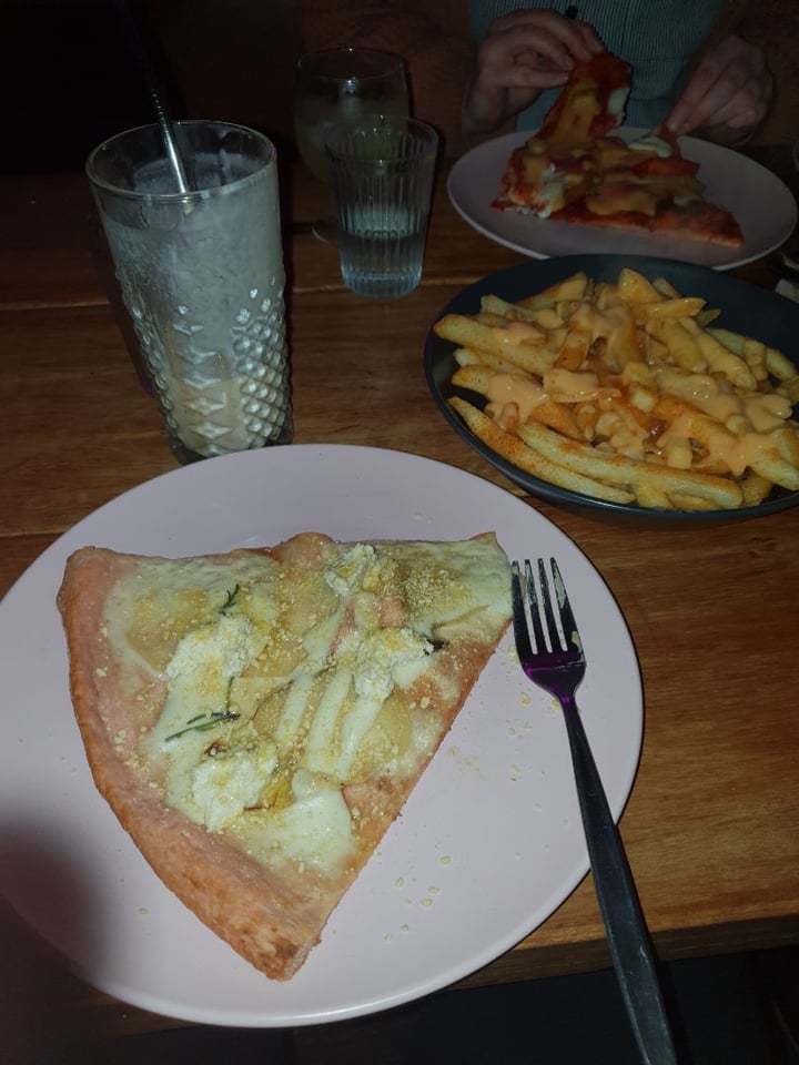 photo of Good Love 3 cheese potato pizza shared by @queenbee on  04 Sep 2019 - review