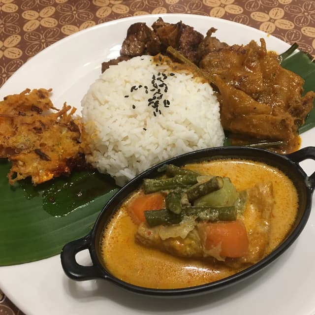 Photo of the dish “Nasi Padang”