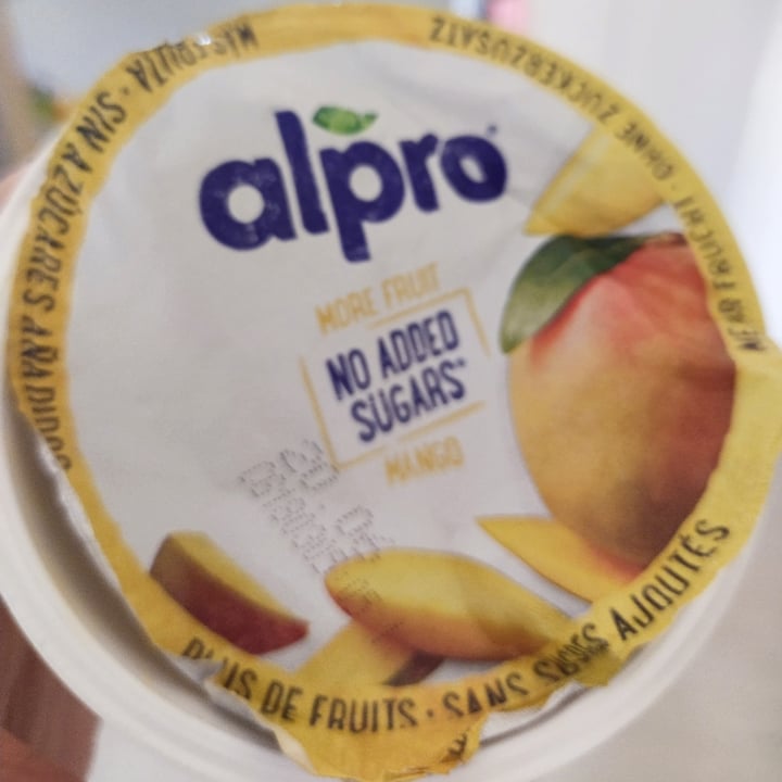photo of Alpro Mango Yogurt (No Added Sugars) shared by @robertacao on  20 May 2022 - review