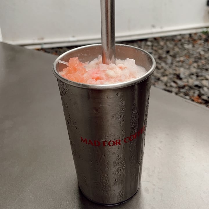 review photo of Mad Grass Collaborative Space and Cloud Kitchen oatly doger shared by @plantapower on 19 Dec 2021 - review