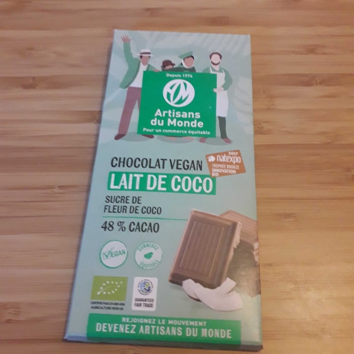 review photo of Artisans du Monde Chocolat vegan lait de coco shared by @jennnifer on 21 Apr 2021 - review