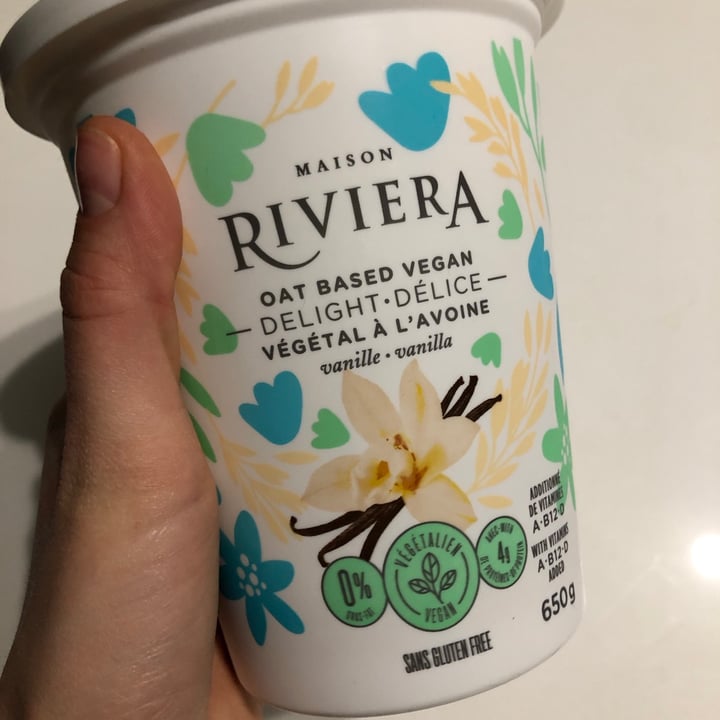 photo of Maison Riviera Oat yogurt shared by @sarahmckinnon on  29 Oct 2020 - review
