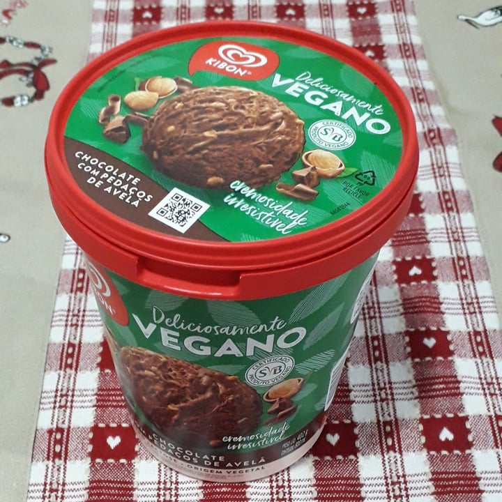 photo of Kibon  Chocolate com Pedaços De Avelã shared by @terezinhatiekosato on  21 Apr 2022 - review