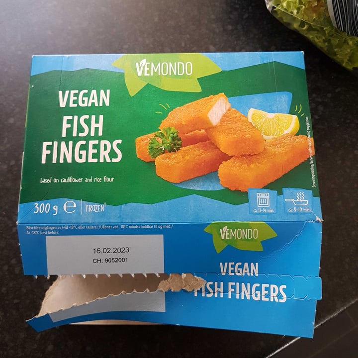 photo of Vemondo Vegan fishfingers shared by @marteena on  07 Apr 2022 - review