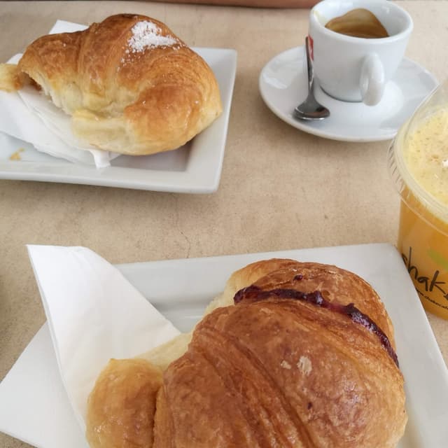 菜肴“Vegan Croissant”的照片