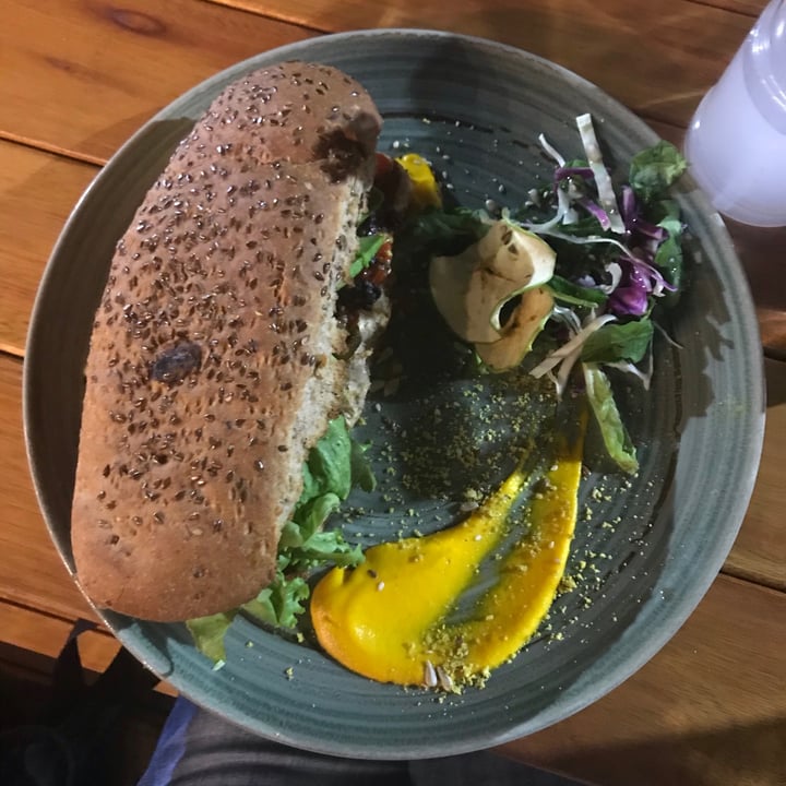 photo of Chimi Deli Cocina Natural Sándwich de hongos y vegetales shared by @sechague on  26 Feb 2021 - review