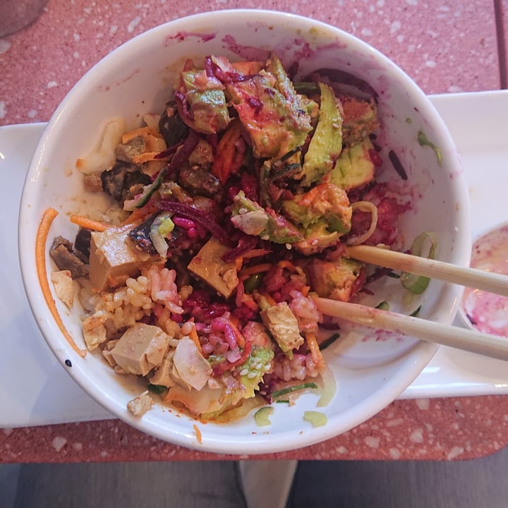 photo of The Poké Co. - (Kloof Street) Garden Gate shared by @lunascorner on  17 Oct 2020 - review