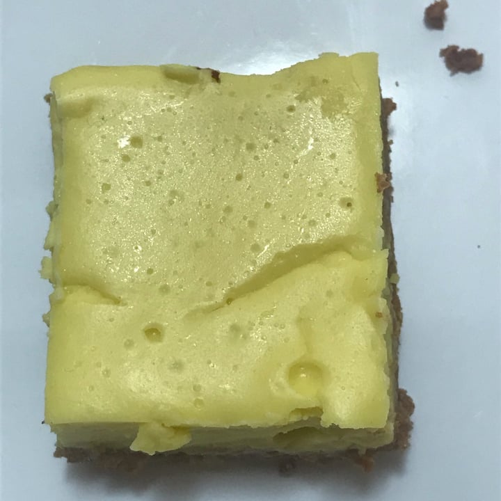 photo of Bunny's Nook Kitchen Vegan lemon square shared by @vegan4lyfe on  24 Oct 2021 - review