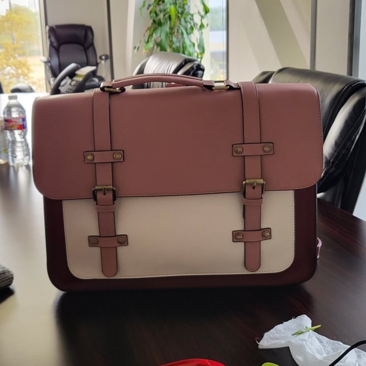 photo of Ecosusi Laptop Vintage Bag shared by @fatimahqa on  16 Apr 2022 - review