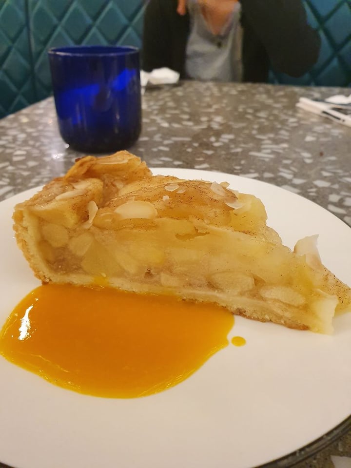 photo of PizzaExpress Vegan Apple Tart shared by @adiventurousvegan on  01 Aug 2019 - review