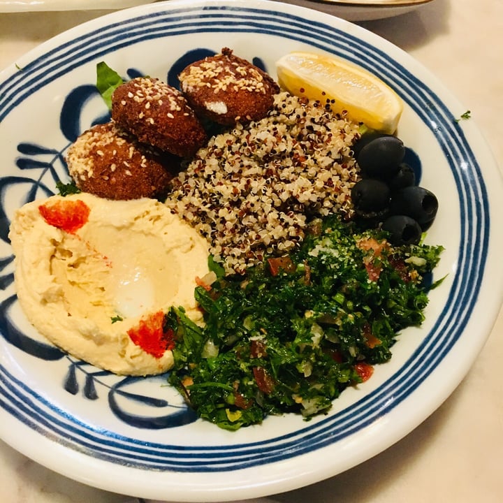 photo of Urban Bites Falafel Bowl shared by @chaozhang on  03 Jan 2019 - review