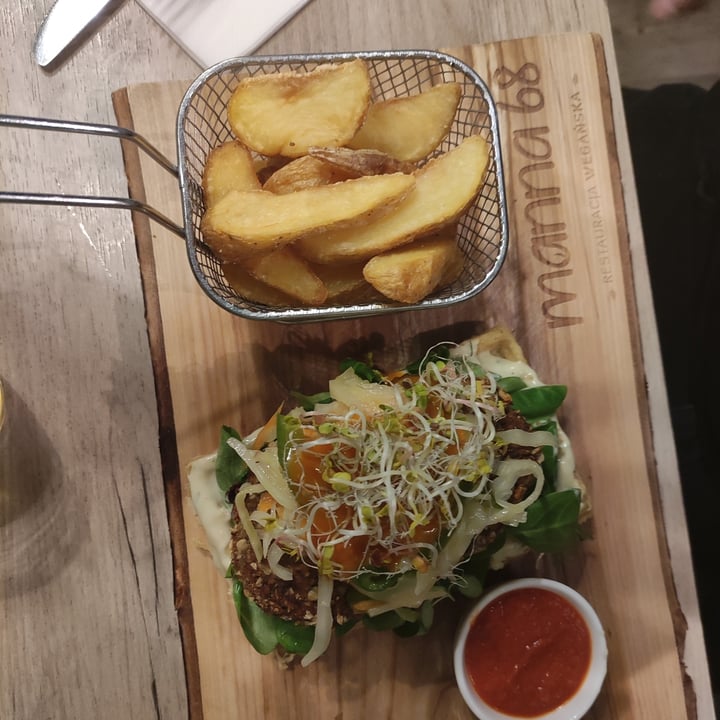 review photo of MANNA 68 "Fish" and chips shared by @adri99 on 24 Jun 2022 - review