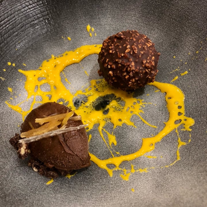 photo of Linfa Milano - Eat Different Come Il Rocher shared by @cbasso on  07 May 2022 - review