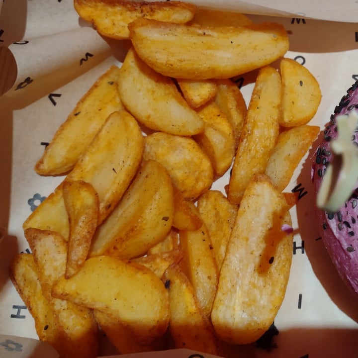 photo of Flower Burger patate savory shared by @eleonxra on  04 Oct 2022 - review