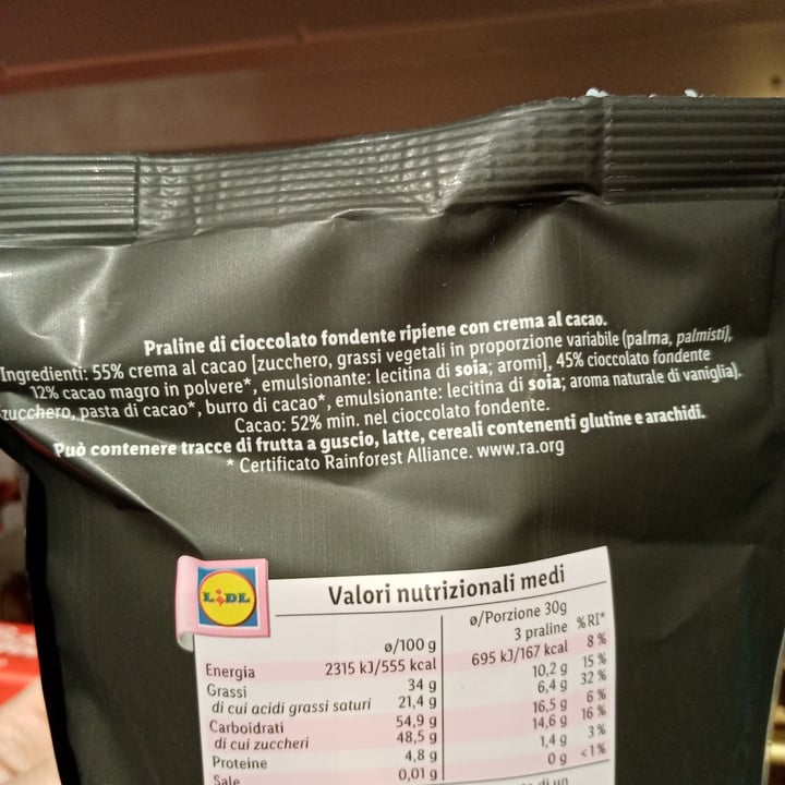 photo of J. D. Gross Praline Di Cioccolato Fondente shared by @tuttavianina on  12 Mar 2022 - review