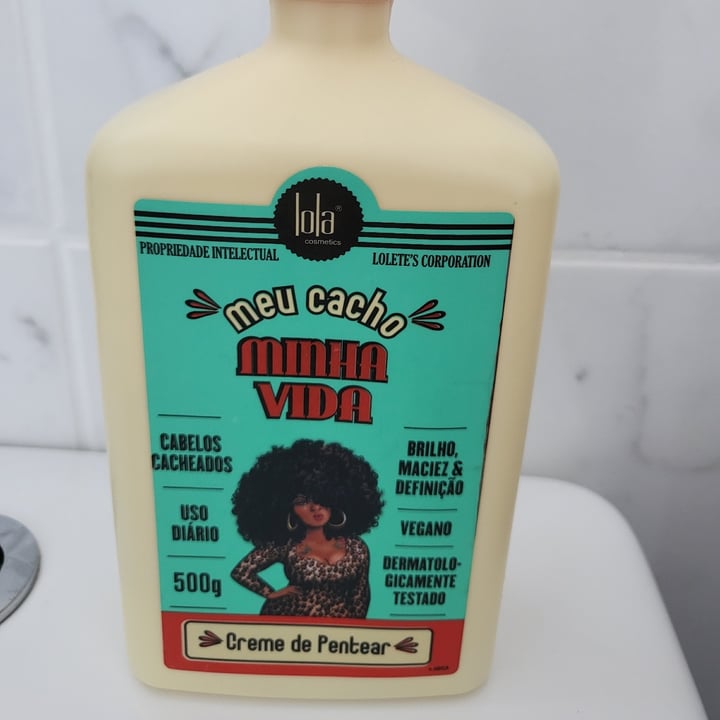 review photo of Lola Cosmetics Creme de Pentear shared by @minescotrim on 07 May 2022 - review