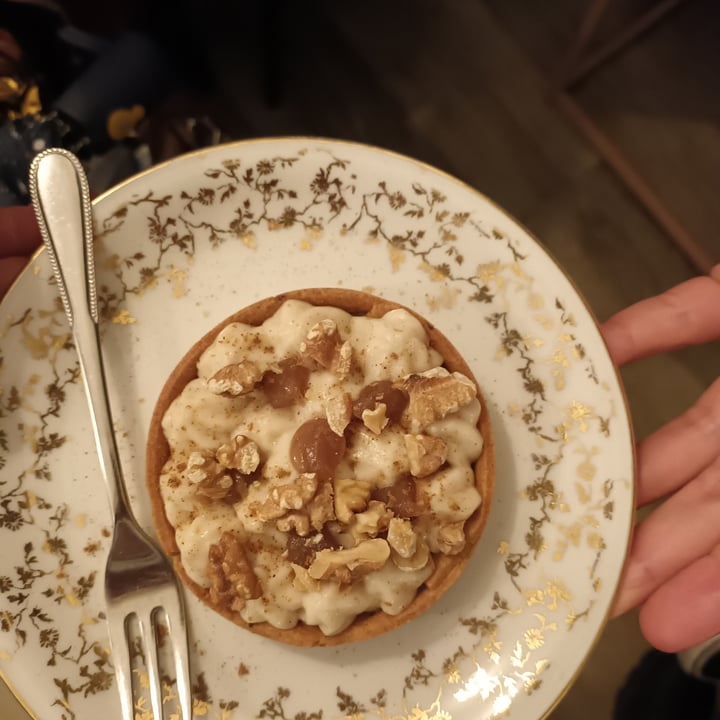 review photo of Indigeno Roma Pan Di Spagna Con Marmellata Di Pere, Ricotta Di Mandorle E Noci shared by @indigeni on 30 Dec 2022 - review