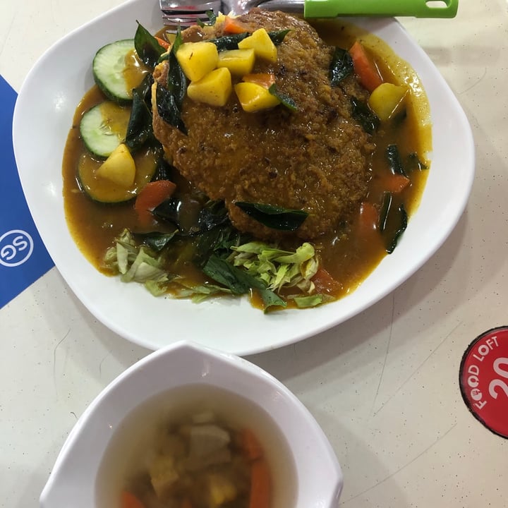 photo of Daily Green Omnimeat Cutlet Rice w Japanese Curry shared by @meltingpotatoes on  24 Mar 2021 - review