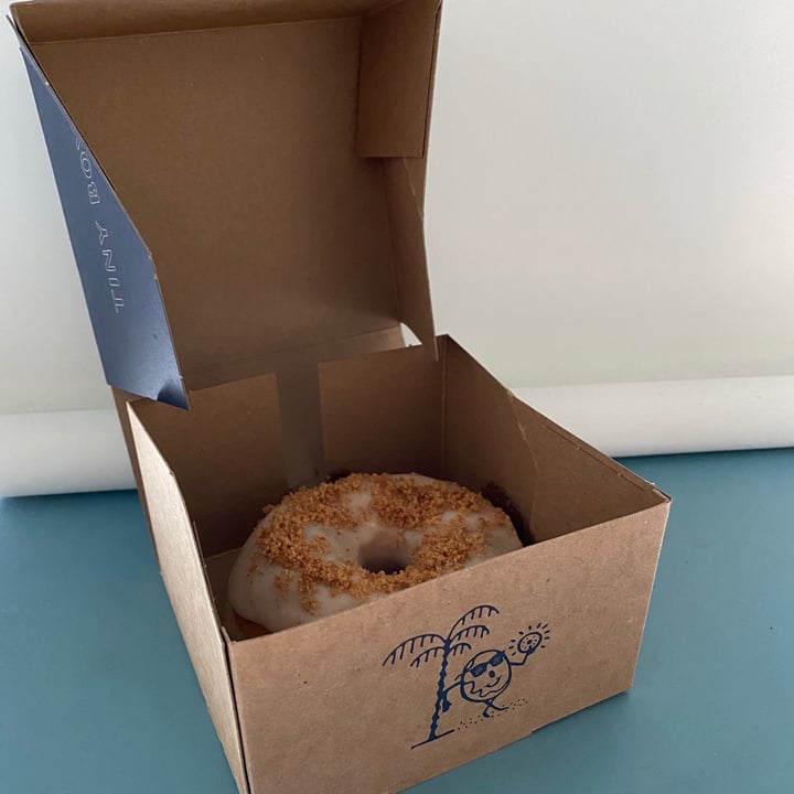 photo of The Salty Donut Wynwood Blueberry crumble shared by @mariannaking on  24 Jan 2021 - review