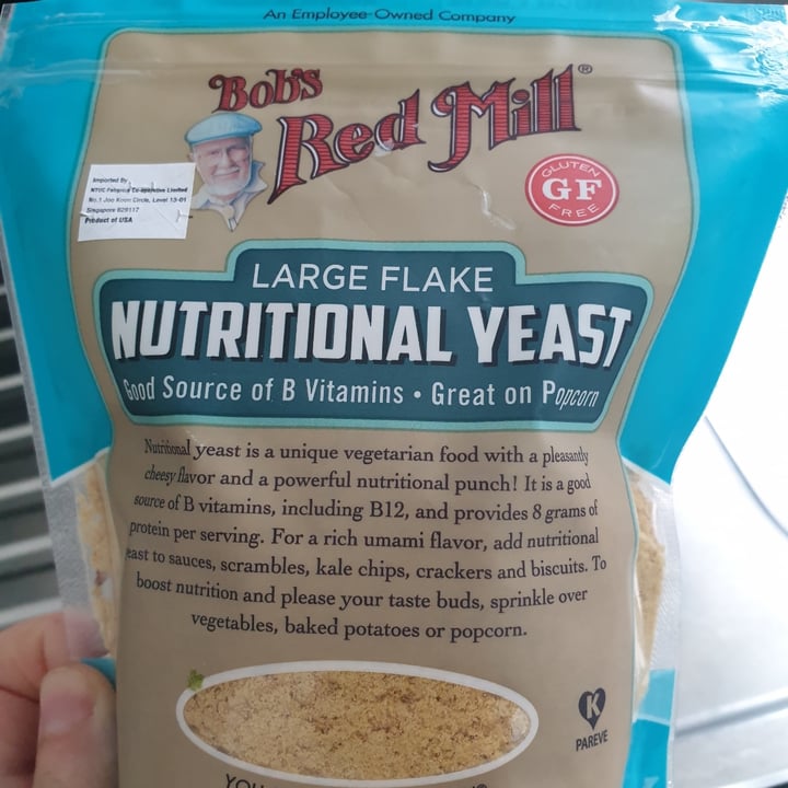 review photo of Bob's Red Mill Large Flake Nutritional Yeast shared by @lillyj on 11 Mar 2022 - review