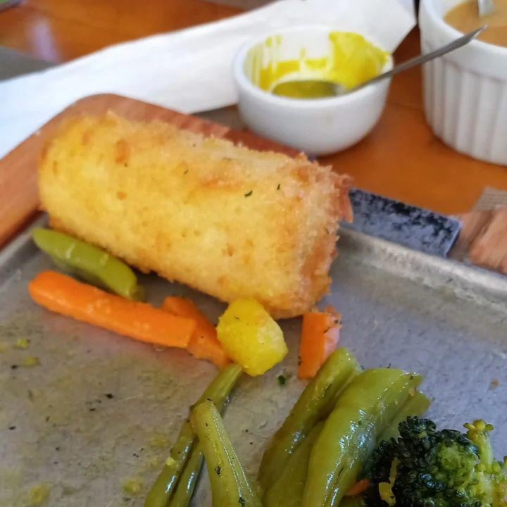 review photo shared by @giselleanzini on 06 Aug 2022 - post