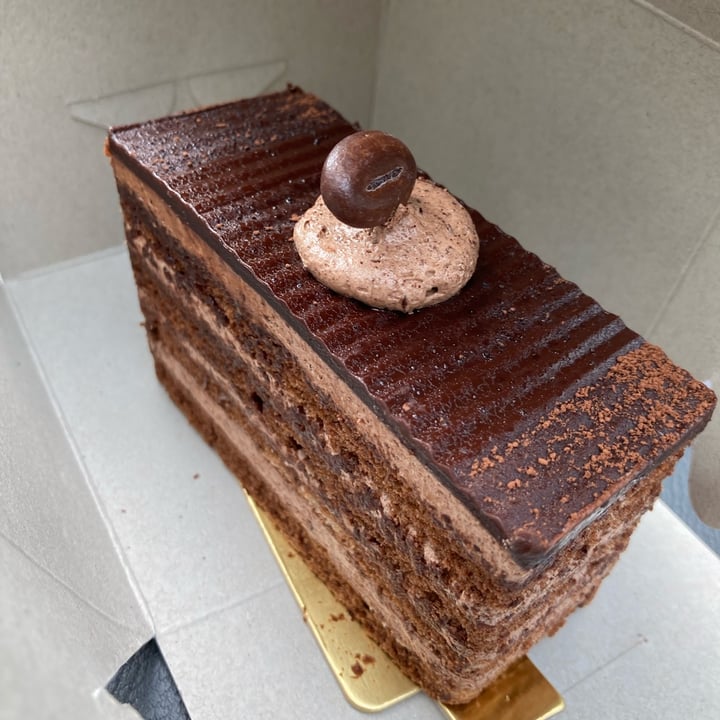 photo of M Bakery Chocolate Cake shared by @fulfilling on  06 Apr 2022 - review