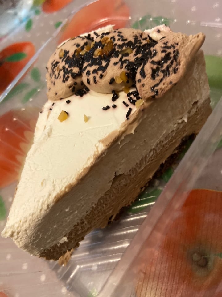 photo of Disidente Pastelería Vegana Torta mousse de marroc y chocolate shared by @lunaishihara on  08 Feb 2020 - review