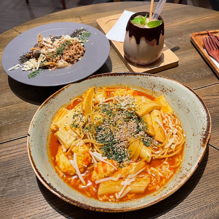 photo of Am I Addicted - Pottery Studio & V Cafe Torta Di Riso Pasta shared by @mehmehrene on  29 Aug 2022 - review