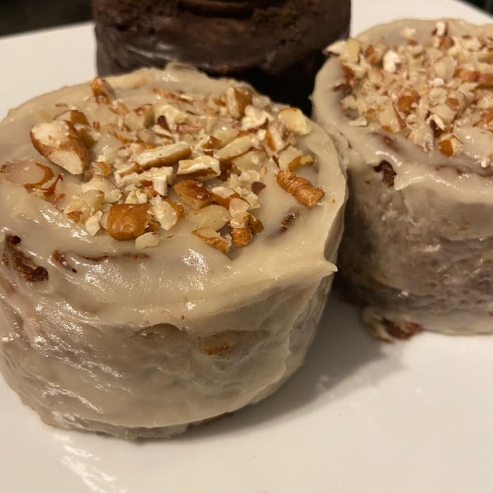 photo of La coco C Vegan Carrot Cake shared by @plantbasedstorm on  20 Jan 2021 - review