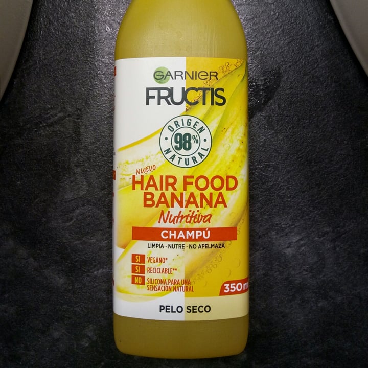 review photo of Garnier Hair Food Banana Shampoo shared by @martalopsaav on 08 May 2020 - review