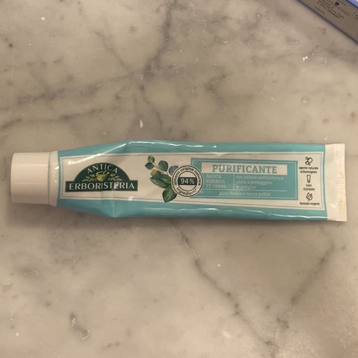 review photo of Antica erboristeria dentifricio purificante shared by @fra94 on 08 Dec 2021 - review