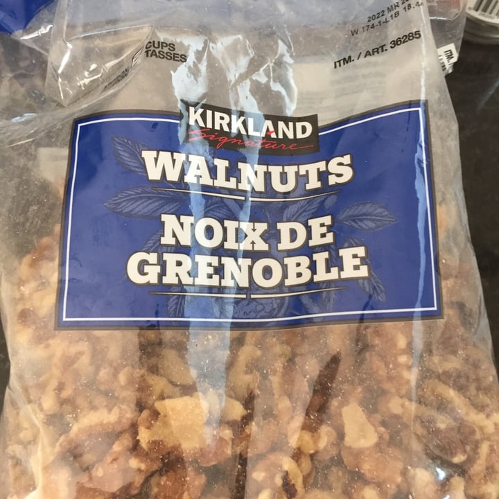 photo of Kirkland Signature Walnuts shared by @malarky on  26 Jul 2021 - review