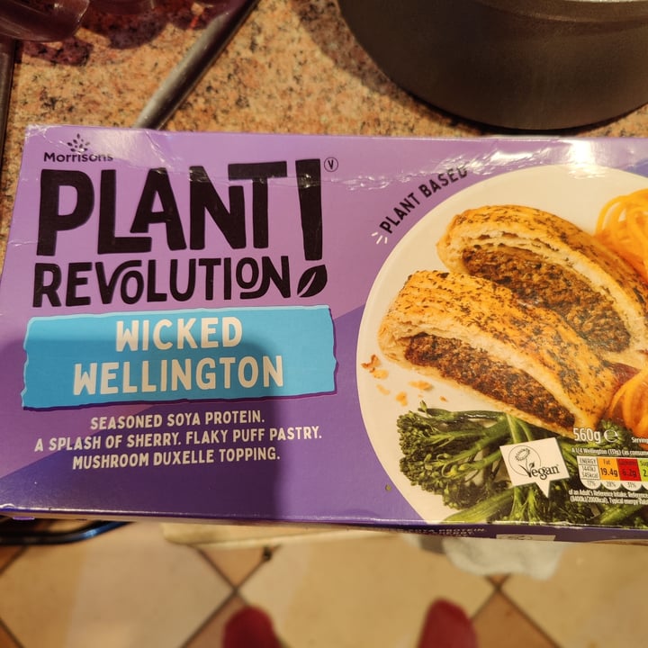 photo of Plant Revolution Wicked Wellington shared by @ynyrllw on  03 Feb 2022 - review