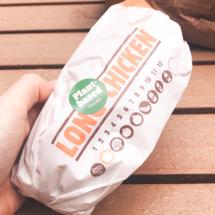 photo of Burger King Veggie Long chicken shared by @katinka- on  22 Nov 2021 - review