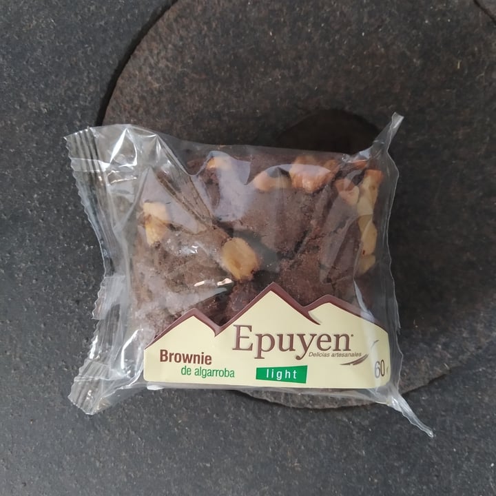 photo of Epuyen Brownie de algarroba y nuez shared by @cosmar on  03 May 2022 - review