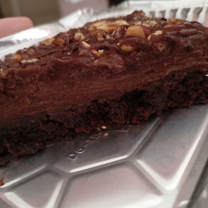 review photo of Omirô Cozinha Vegana Afetiva Torta Brownie shared by @lucasprimon on 14 Dec 2022 - review