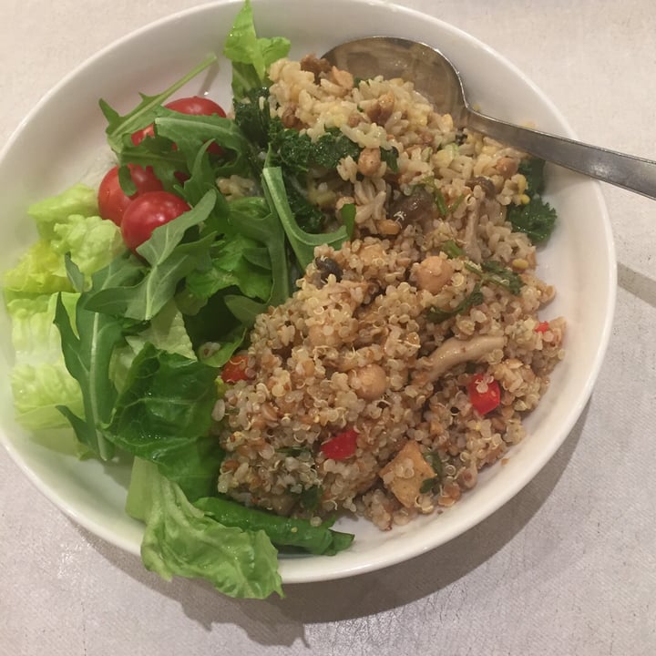 review photo of Cedele Bakery Cafe - Novena Square Deli Salad shared by @holyloewe on 04 Oct 2018 - review