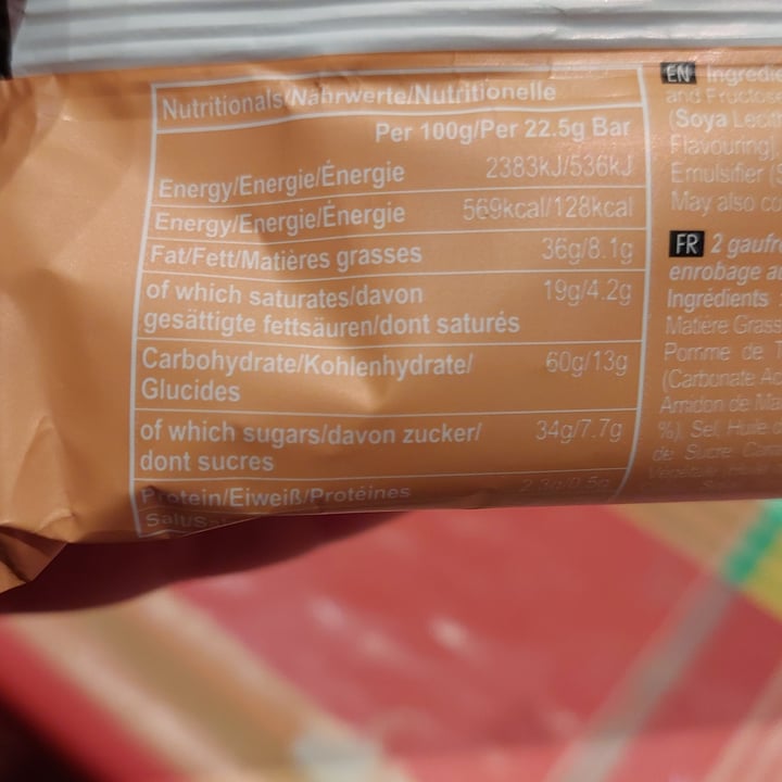 review photo of LoveRaw Caramelised Biscuit Cream Wafer Bar shared by @aryahummel on 02 Oct 2022 - review
