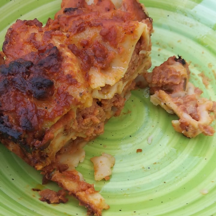 photo of Universo Vegano Lasagna al ragú veg shared by @sharasaur on  08 May 2021 - review