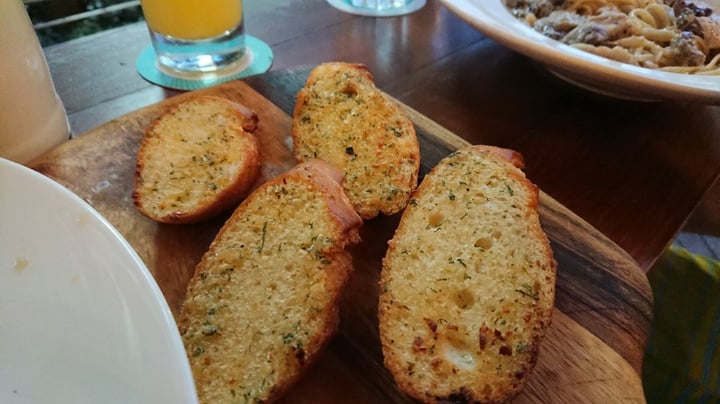 photo of Privé Paragon Garlic Bread shared by @hollya113 on  16 Feb 2020 - review