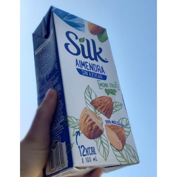 photo of Silk Almendra Endulzado Con Monk Fruit shared by @lolve on  28 Feb 2021 - review