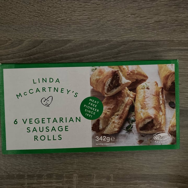 photo of Linda McCartney's Sausage rolls shared by @elewink24 on  30 Apr 2022 - review
