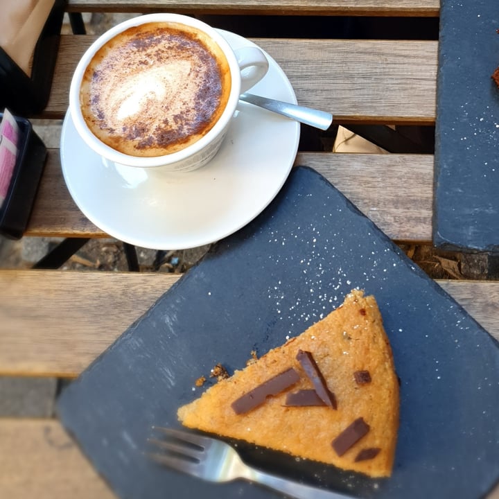 photo of La Storta Torta Cioccolato E Nocciole shared by @meggjpg on  24 Jul 2022 - review