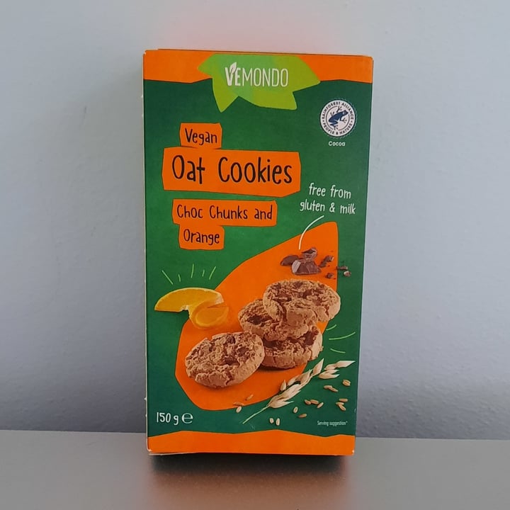 photo of Vemondo  Oat cookies - Choc Chunks and Orange shared by @francesveg on  24 Jun 2022 - review