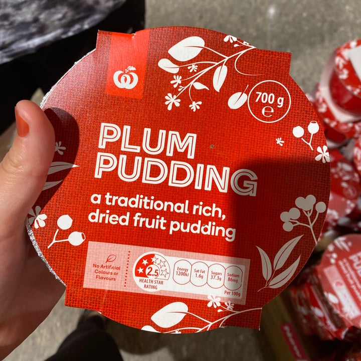 photo of Woolworths Food Plum Pudding shared by @allissa808 on  29 Apr 2020 - review