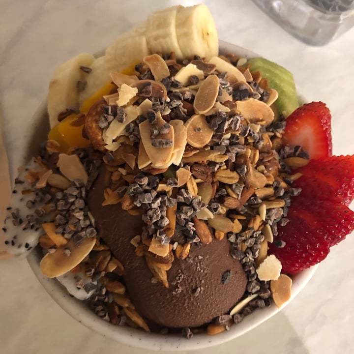 review photo of Haakon Superfoods and Juice Cacao Bliss Bowl shared by @aishahalattas on 08 Nov 2020 - review