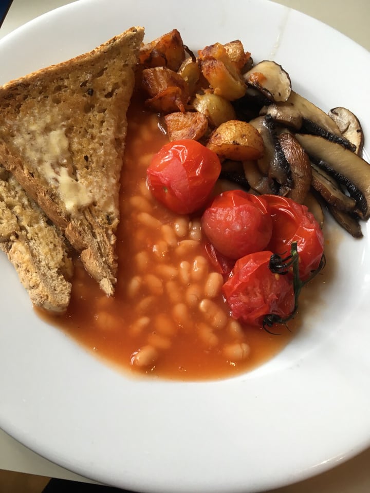 photo of Boston Tea Party Stratford Upon Avon The Vegan Breakfast shared by @kizzylizzyf on  18 Aug 2018 - review