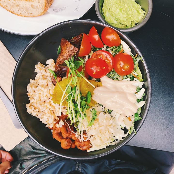 photo of Shift Eatery Big Bad Bowl shared by @clam on  13 Nov 2020 - review