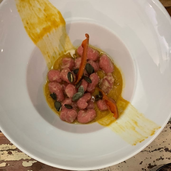 review photo of L'Orto già Salsamentario - Vegan & raw food Gnocchi Di Barbabietola shared by @saragusa on 01 Aug 2022 - review