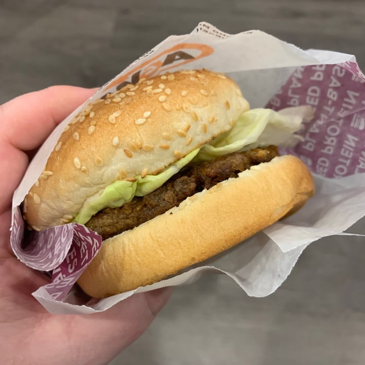photo of A&W Canada Beyond Meat Burger shared by @fsshealth on  11 May 2021 - review